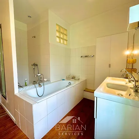 Ferienhaus Charmante Maison Familiale - Grande Capacite Saint-Laurent-de-la-Prée